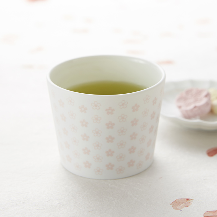 janome（ジャノメ）そば猪口　釉薬銅版　さくら/桜色　お茶イメージ