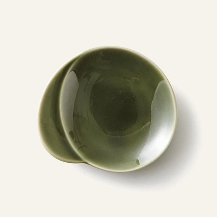 gaku（楽‐がく）耳付小皿（大）織部