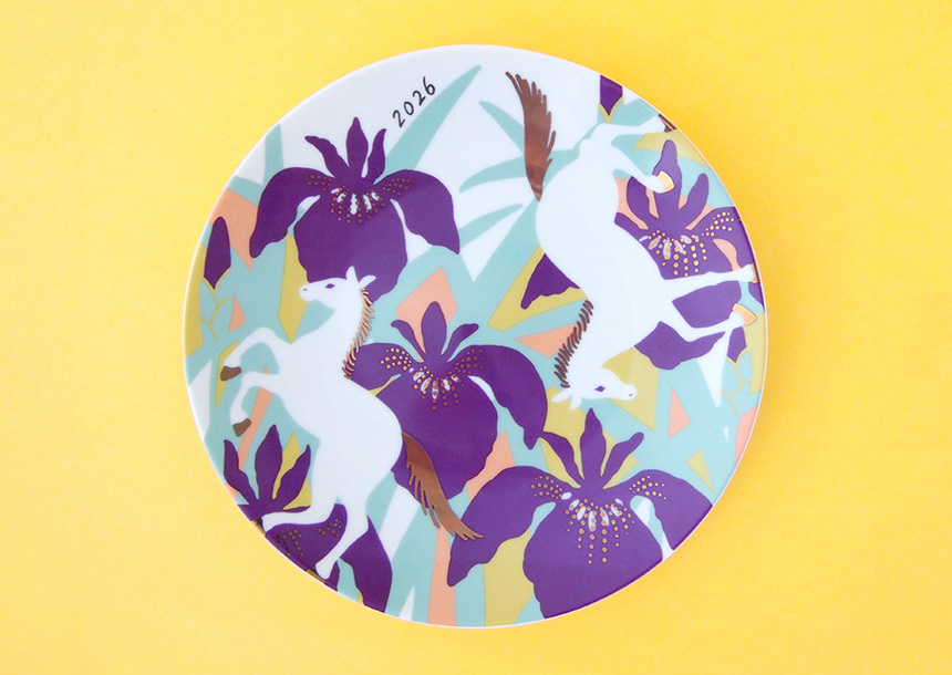 月々特集11月「Sotlightが手掛ける、深山のイヤープレート2026」2025年