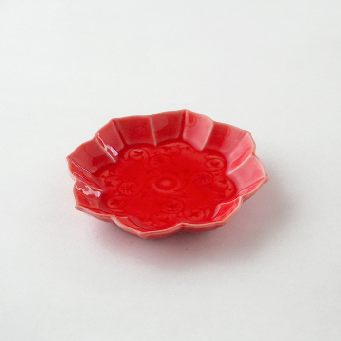 gaku(楽‐がく)線刻小皿 八稜鏡 赤釉〈限定色〉