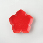 gaku（楽‐がく）文様小皿　桔梗　赤釉〈限定色〉