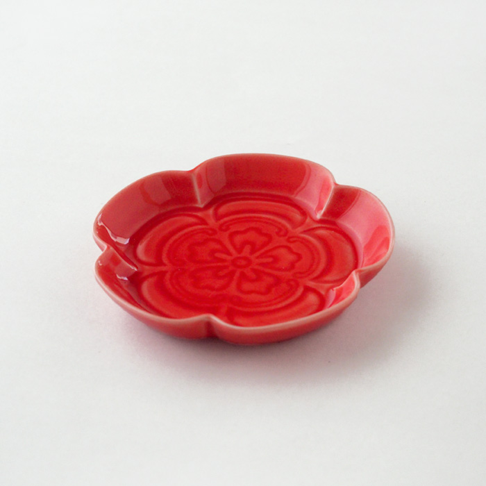 gaku（楽‐がく）文様小皿　木瓜　赤釉〈限定色〉