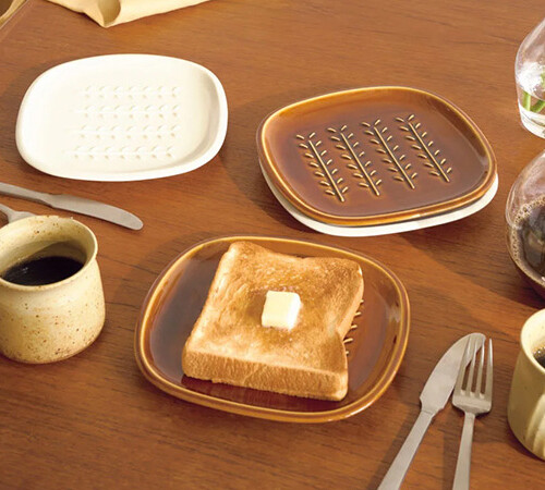 ＼ 売れてます ／ 深山の定番アイテム、クラストとイゾラパレットプレート